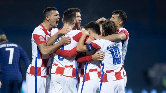1621260525885081148.jpg E1lEgIvXEAAjSv8.jpg